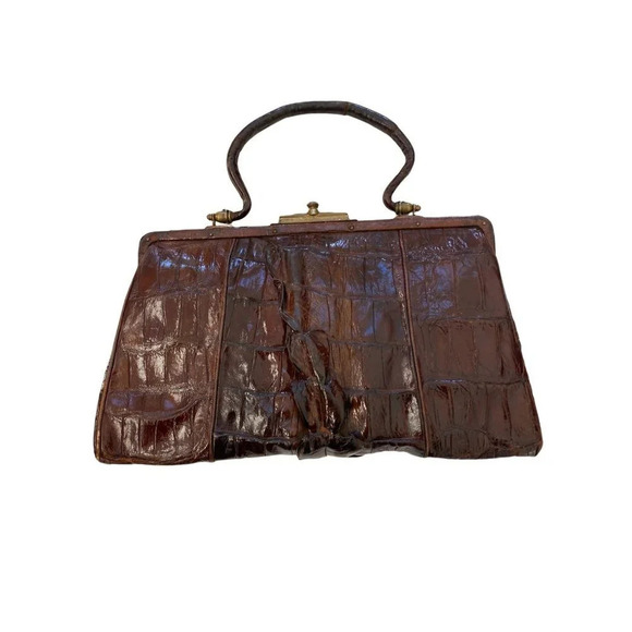 Vintage 1900s Alligator Handbag - Picture 4 of 9